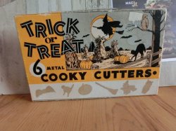 画像1: 1940〜50年代　メタル製　クッキーカッター　ハロウィン　箱付き